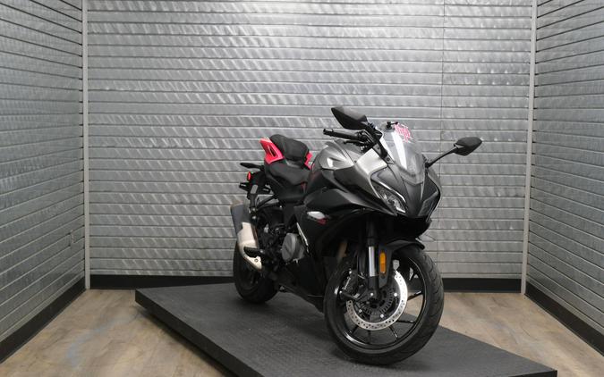 2025 CFMOTO 300SS