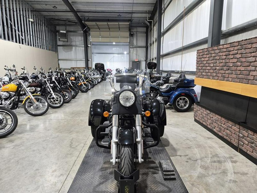 2016 Harley-Davidson® FLRT - Freewheeler®