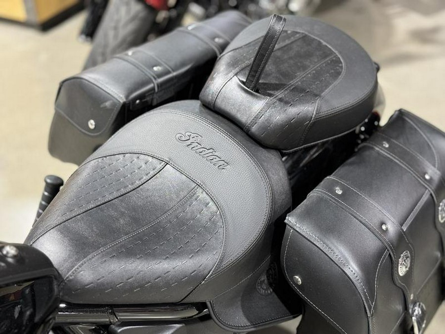 2023 Indian Motorcycle® Super Chief® ABS Black Metallic