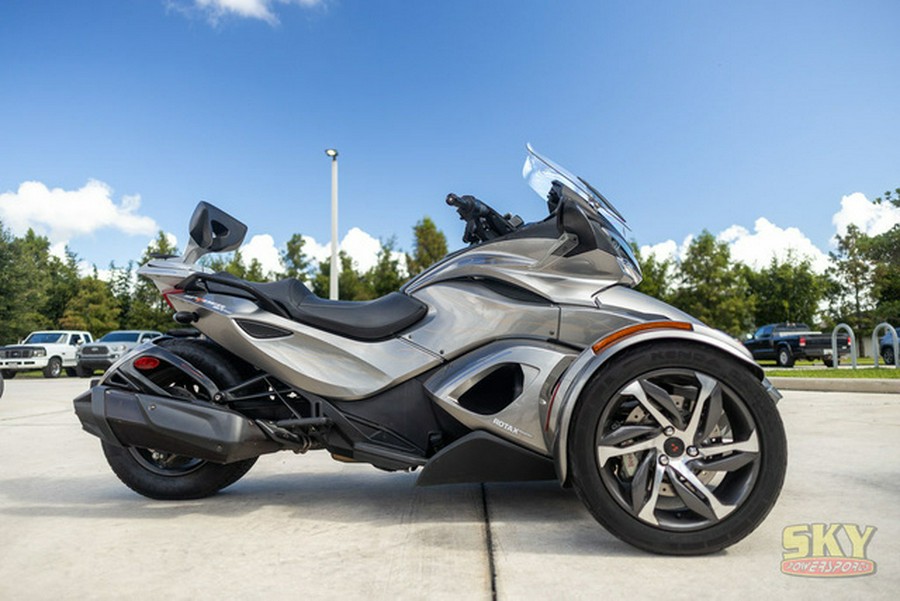 2013 Can-Am Spyder ST-S