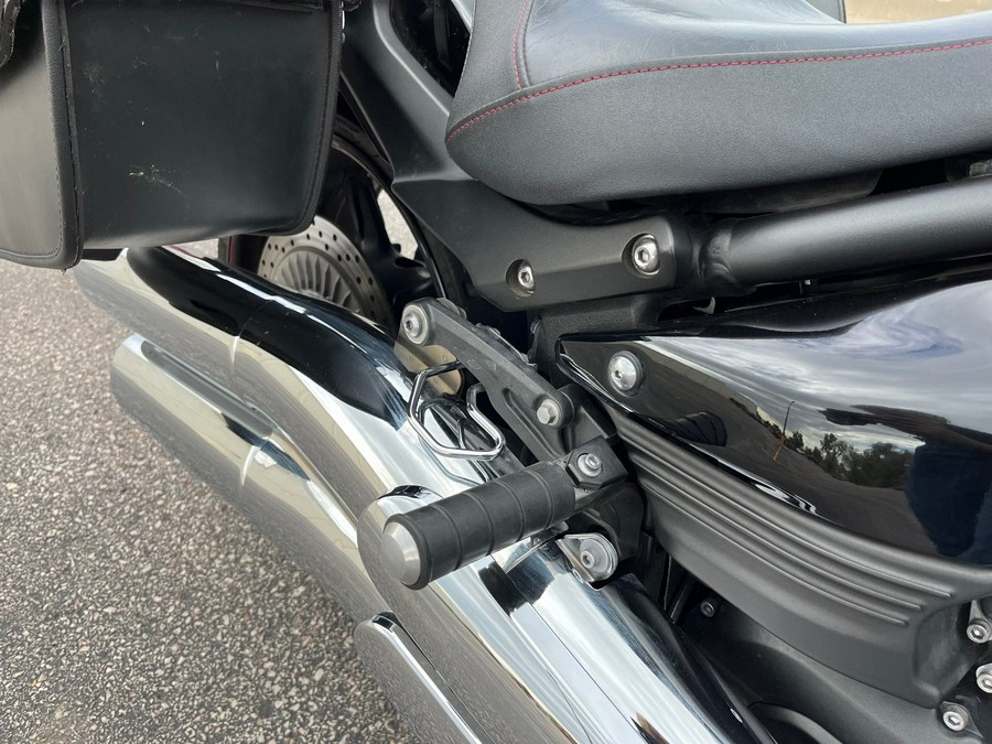 2015 Yamaha Raider Bullet Cowl