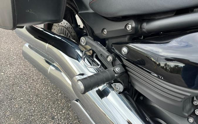 2015 Yamaha Raider Bullet Cowl