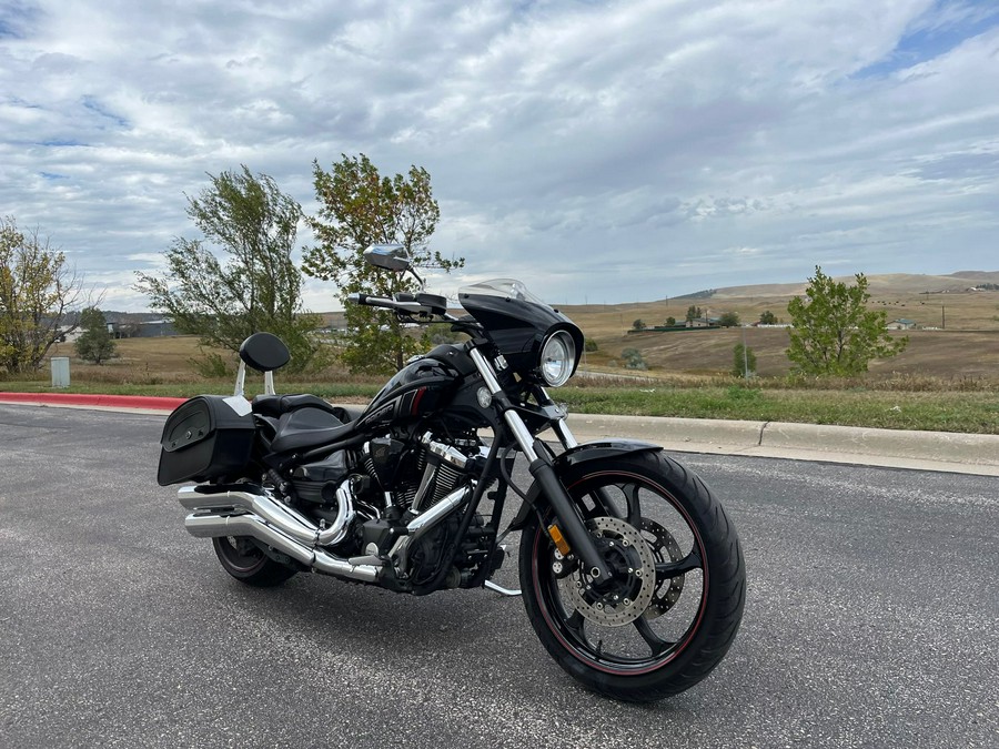 2015 Yamaha Raider Bullet Cowl