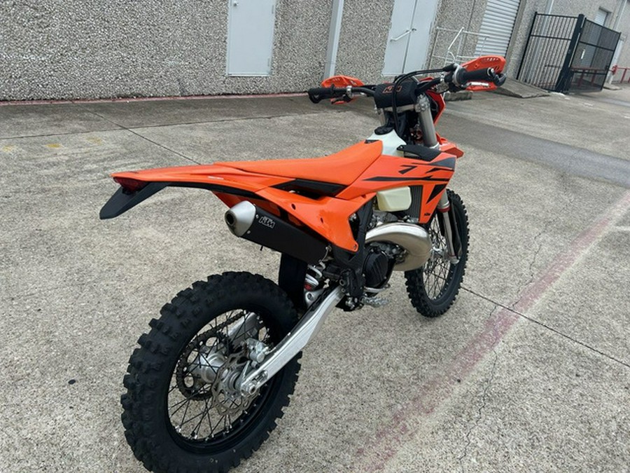 2025 KTM XC 300 W