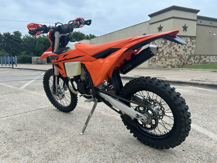 2025 KTM XC 300 W