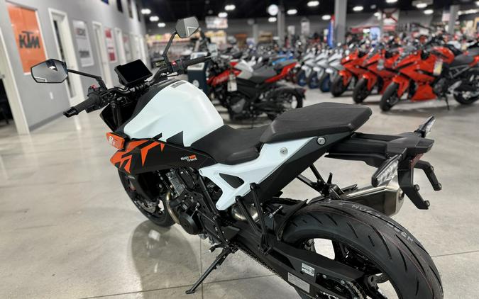 2027 KTM Duke 990