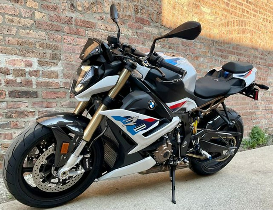 2024 BMW S 1000 R