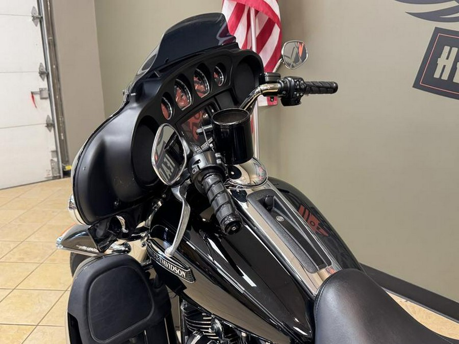 2018 Harley-Davidson® FLHTCUTG - Tri Glide® Ultra