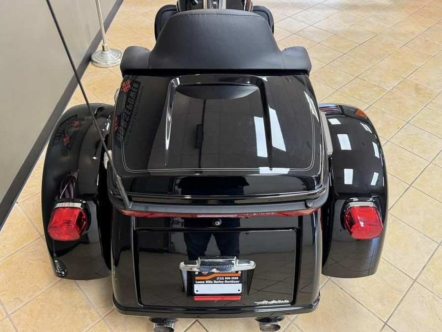 2018 Harley-Davidson® FLHTCUTG - Tri Glide® Ultra