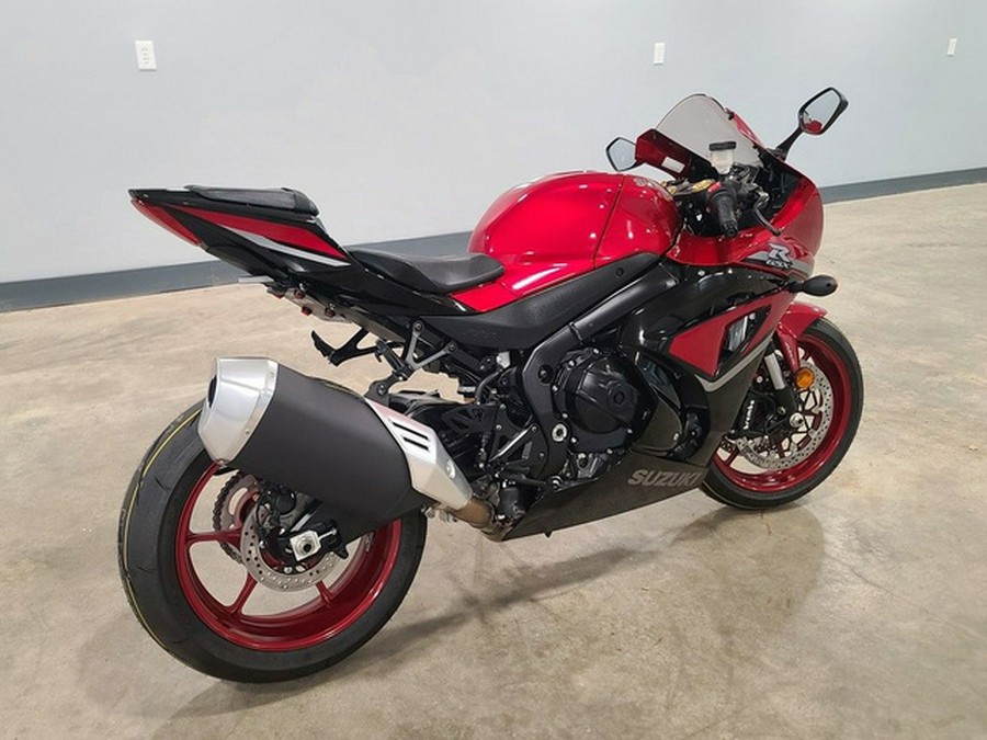 2025 Suzuki GSX-R 1000