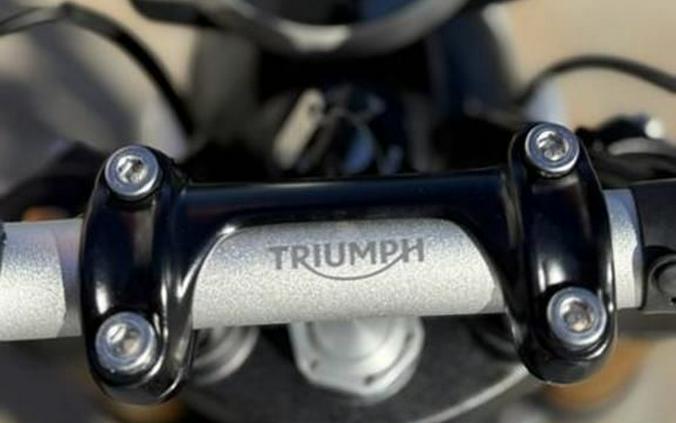 2026 Triumph Scrambler 1200 XE Matte khaki green