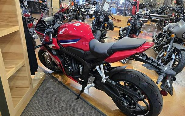 2026 Honda® CBR650R E-Clutch
