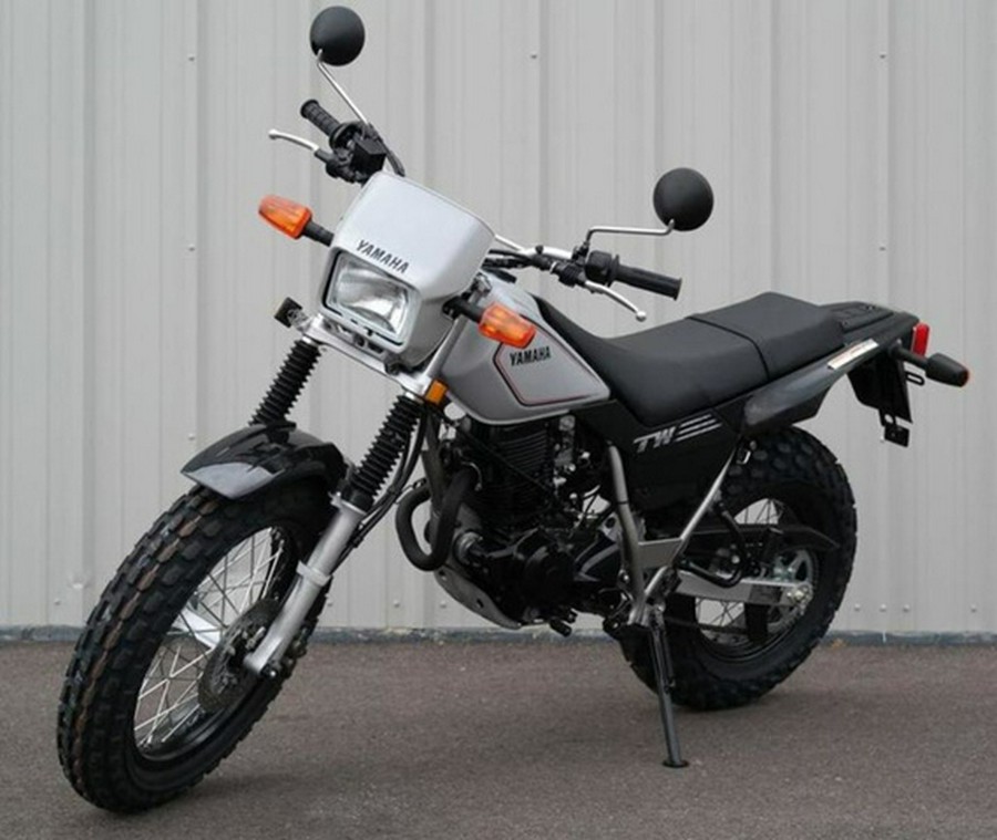 2027 Yamaha TW200V1