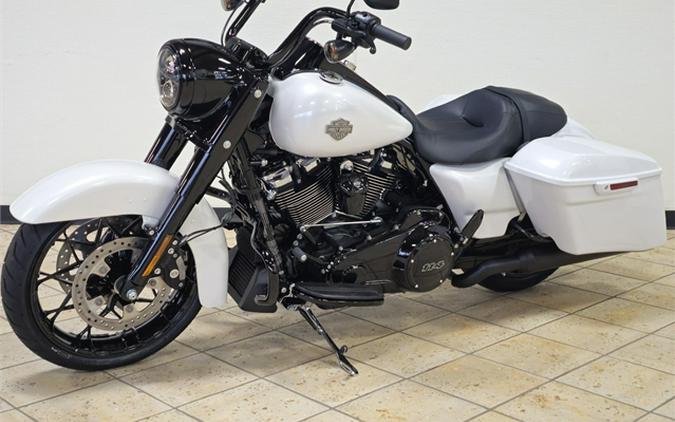 2024 Harley-Davidson Road King Special