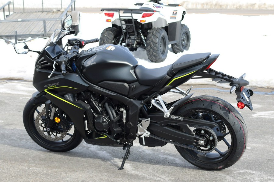 2026 Honda CBR650R E-Clutch