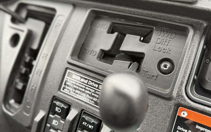 2025 Honda Pioneer 1000-6 Deluxe Crew