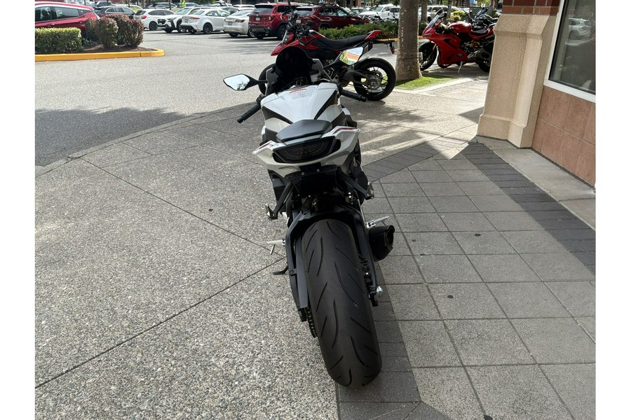 2026 CBR1000RR - Honda