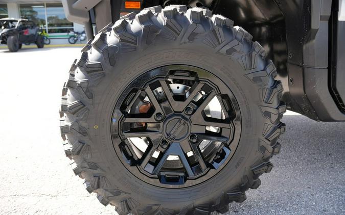 2027 Can-Am Defender XU Limited HD11