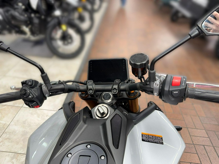 2025 Yamaha MT-09 SP