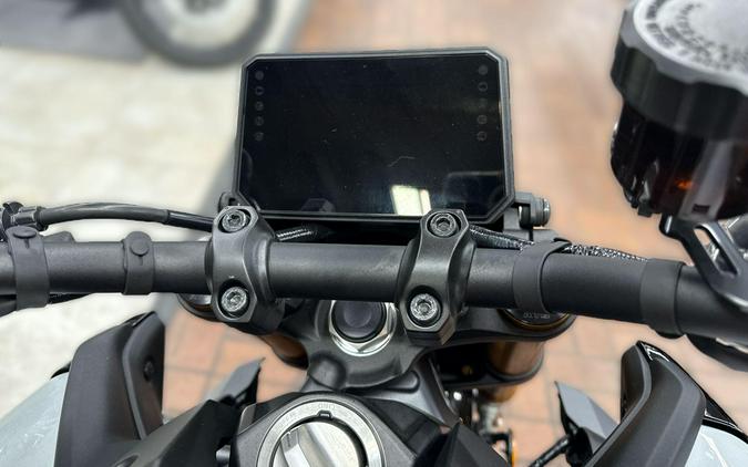 2025 Yamaha MT-09 SP