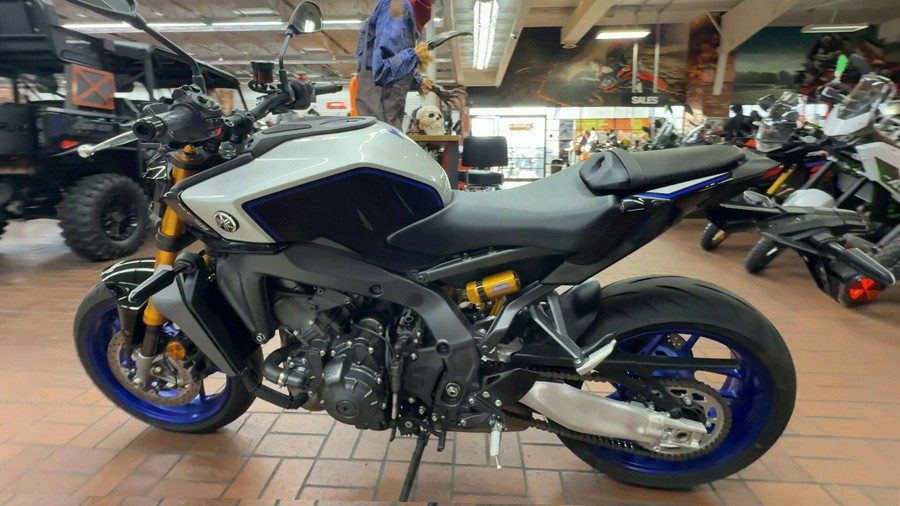 2025 Yamaha MT-09 SP