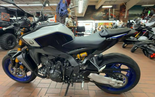 2025 Yamaha MT-09 SP