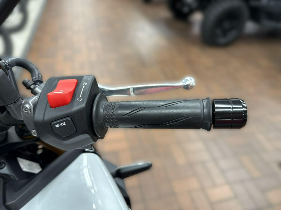 2025 Yamaha MT-09 SP