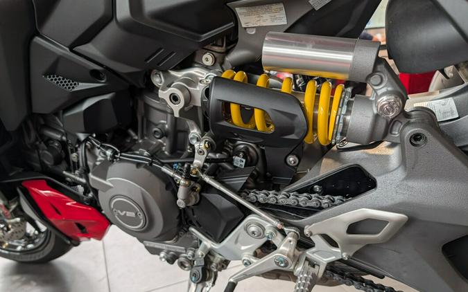 2026 Ducati Streetfighter V2