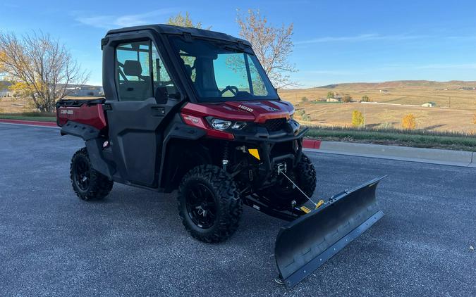 2017 Can-Am Defender XT CAB HD10