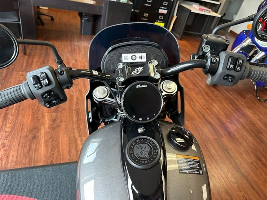 2025 Indian Motorcycle® Sport Chief RT Heavy Metal