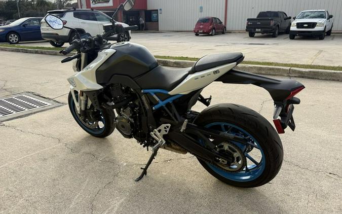 2023 Suzuki GSX 8S