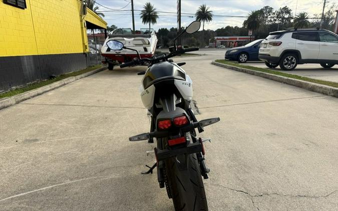 2023 Suzuki GSX 8S