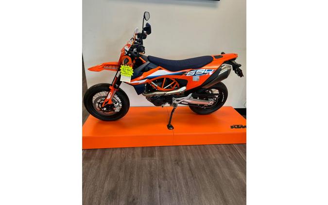 2023 KTM 690 SMC R