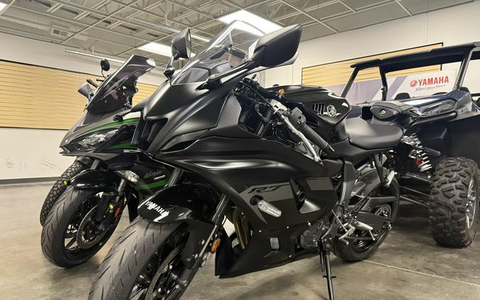 2025 Yamaha YZF-R7