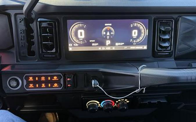 2026 Can-Am Defender Limited HD11