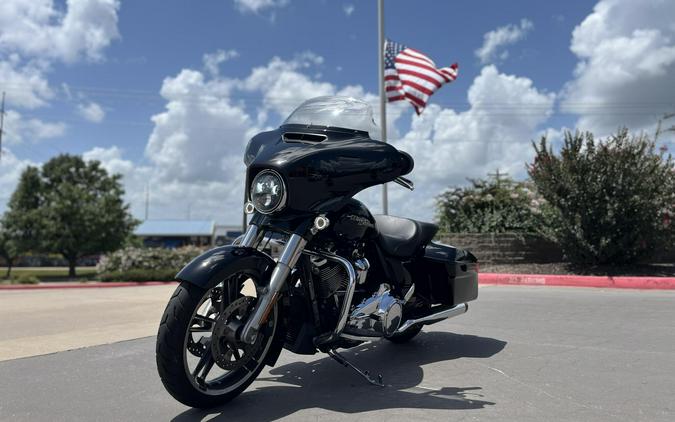 2017 Harley-Davidson® FLHXS Street Glide® Special Black Denim 627115