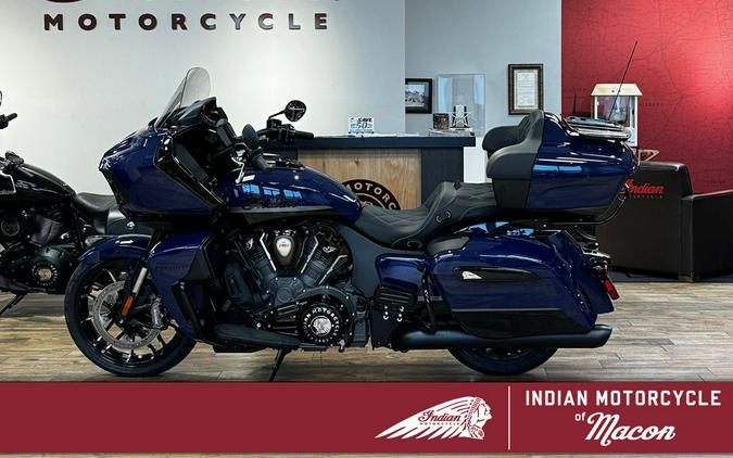 2024 Indian Motorcycle® Pursuit Dark Horse® with PowerBand Audio Package