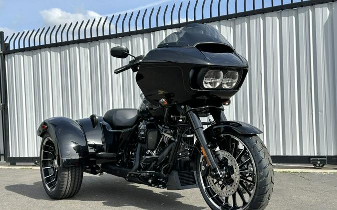 2024 Harley-Davidson Road Glide 3 Vivid Black