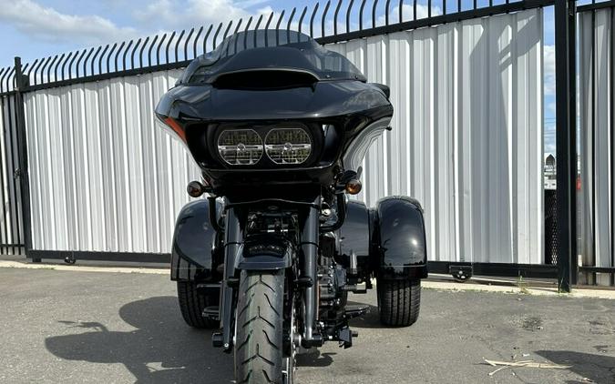 2024 Harley-Davidson Road Glide 3 Vivid Black