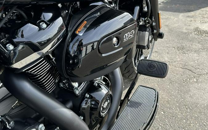 2024 Harley-Davidson Road Glide 3 Vivid Black