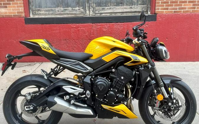 2024 Triumph Street Triple 765 RS Cosmic Yellow