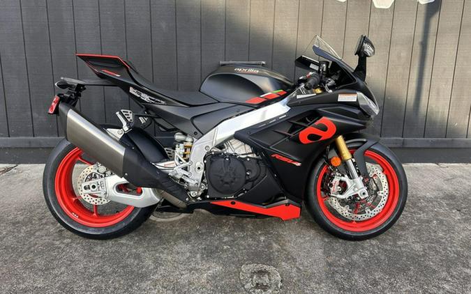 2024 Aprilia RSV4 1100