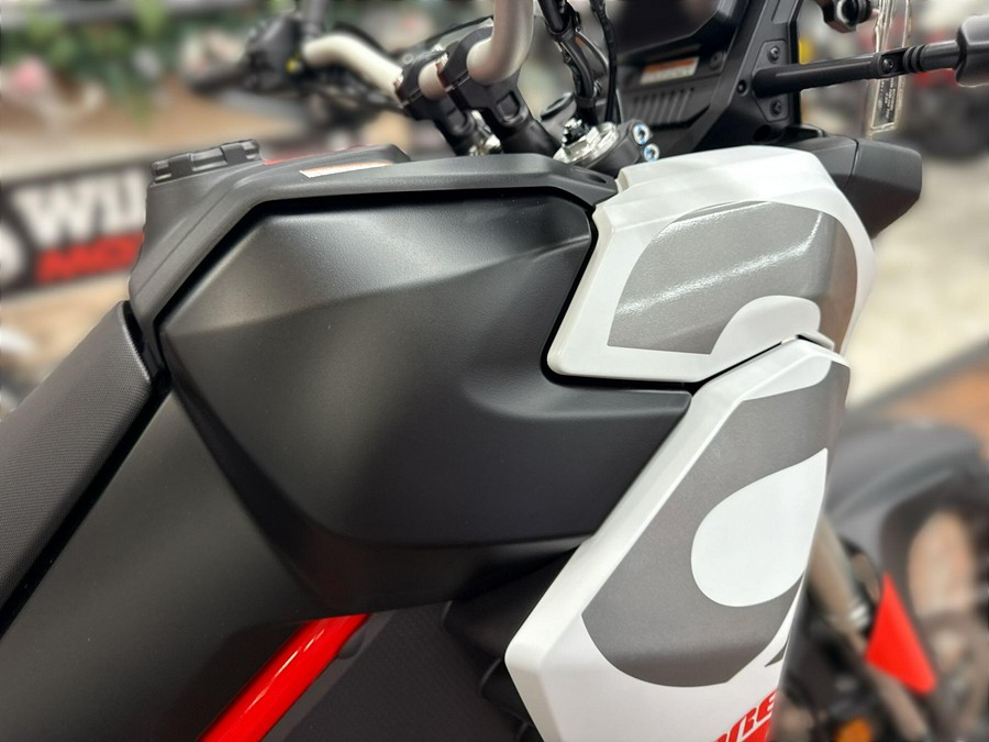 2026 APRILIA TUAREG 660