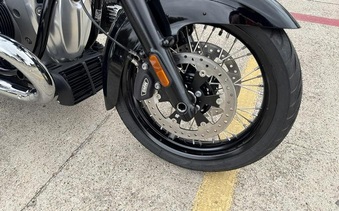 2025 BMW R 18 Classic Black Storm Metallic