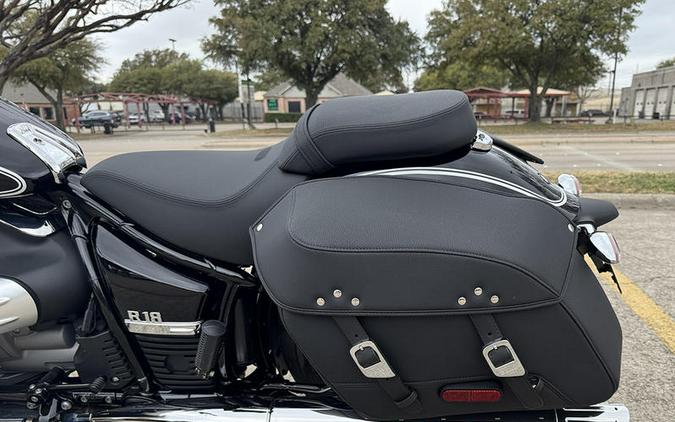 2025 BMW R 18 Classic Black Storm Metallic