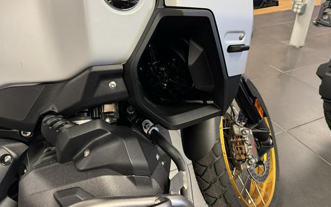 2026 BMW R 1300 GS Adventure GS Trophy