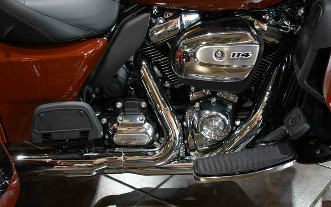 2024 Harley-Davidson Tri Glide Ultra Trike FLHTCUTG