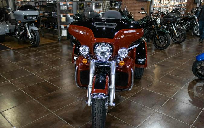 2024 Harley-Davidson Tri Glide Ultra Trike FLHTCUTG