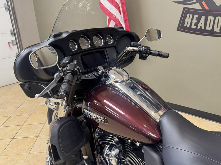 2019 Harley-Davidson® FLHTCUTG - Tri Glide® Ultra