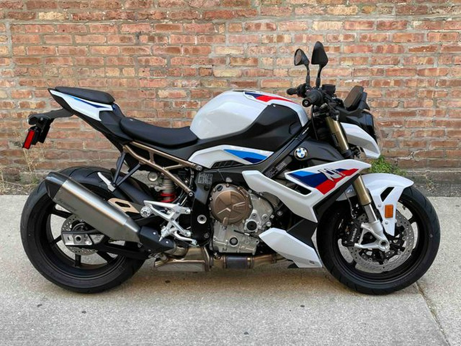 2024 BMW S 1000 R